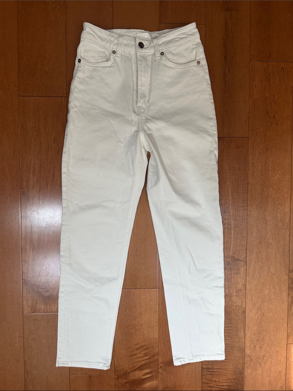 H&M White Straight-Leg Women’s Jeans